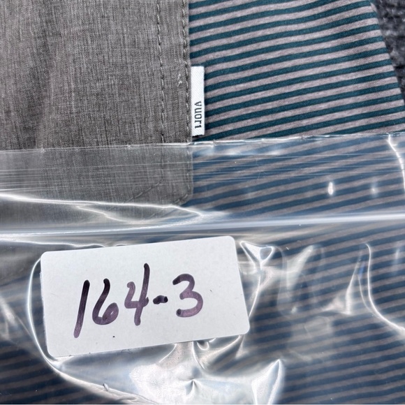 Vuori Kore Green Gray Striped Performance Athletic Shorts Men’s XL 7” Inseam - Picture 14 of 14